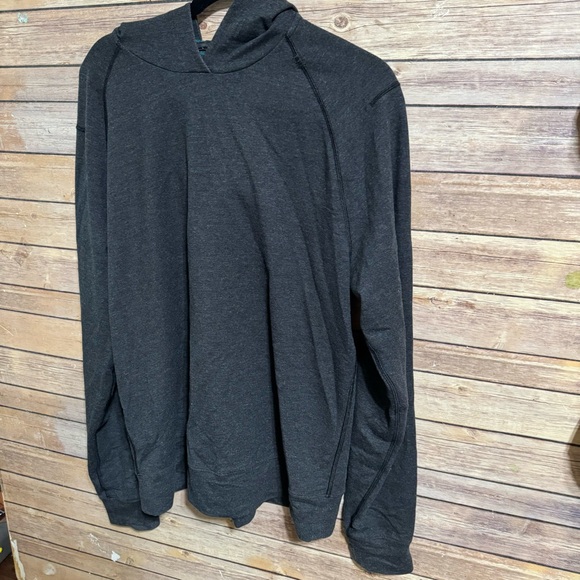 Men’s Lululemon dark gray sweater - Picture 4 of 7